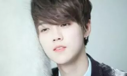 艺灿宰汉91直播亲亲,亲亲瞬间引发网友热议